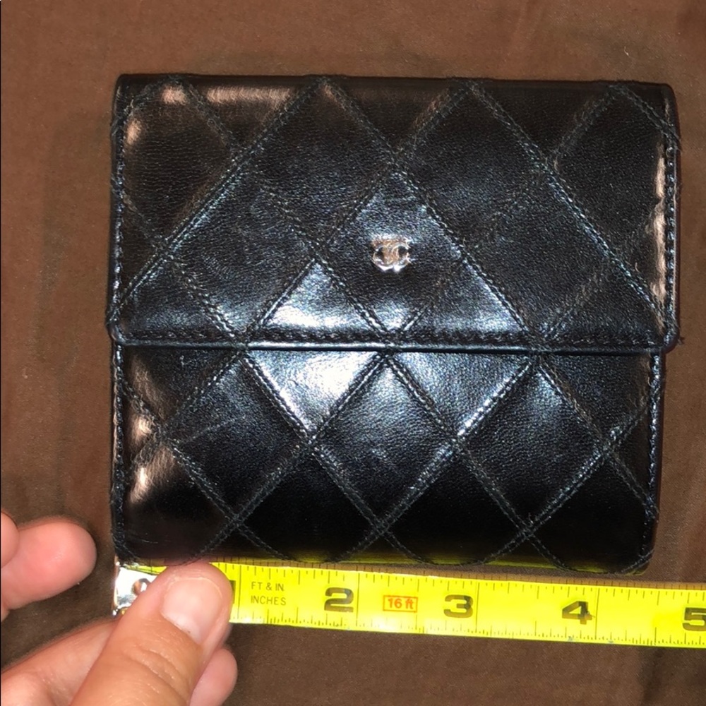 Authentic Chanel Wallet - Picture 5 of 7